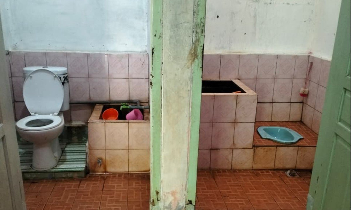 Toilet & Area Sanitasi